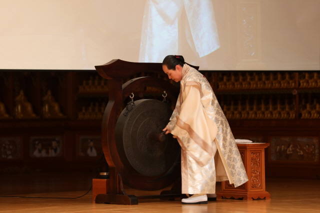 현경은 불광진인의 밝은 거울..